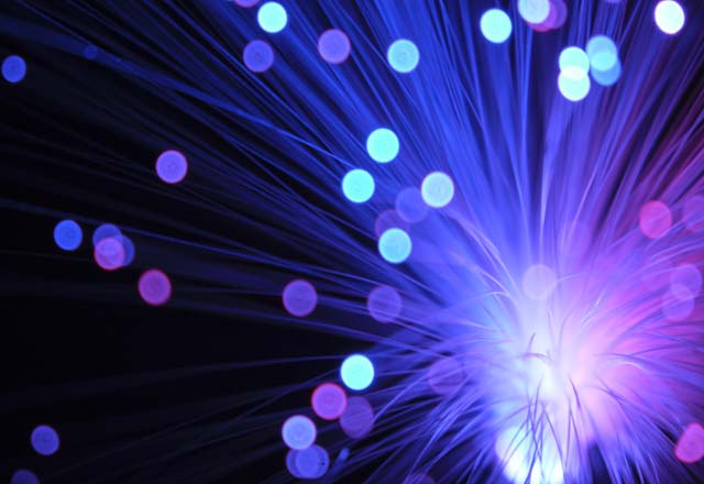 Optical Link akuisisi dan solusi amplifikasi